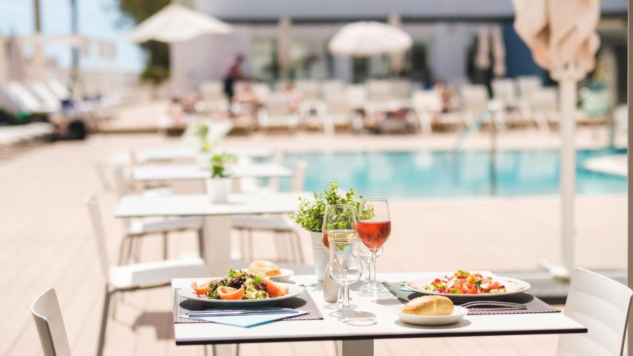 Welikehotel Triton Beach (Adults Only) Cala Ratjada  Exterior foto